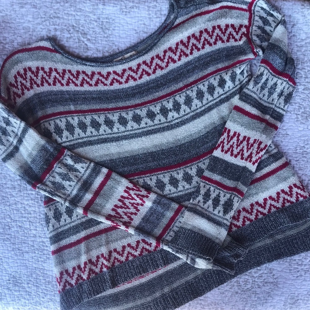 Hollister lightweight sweater!